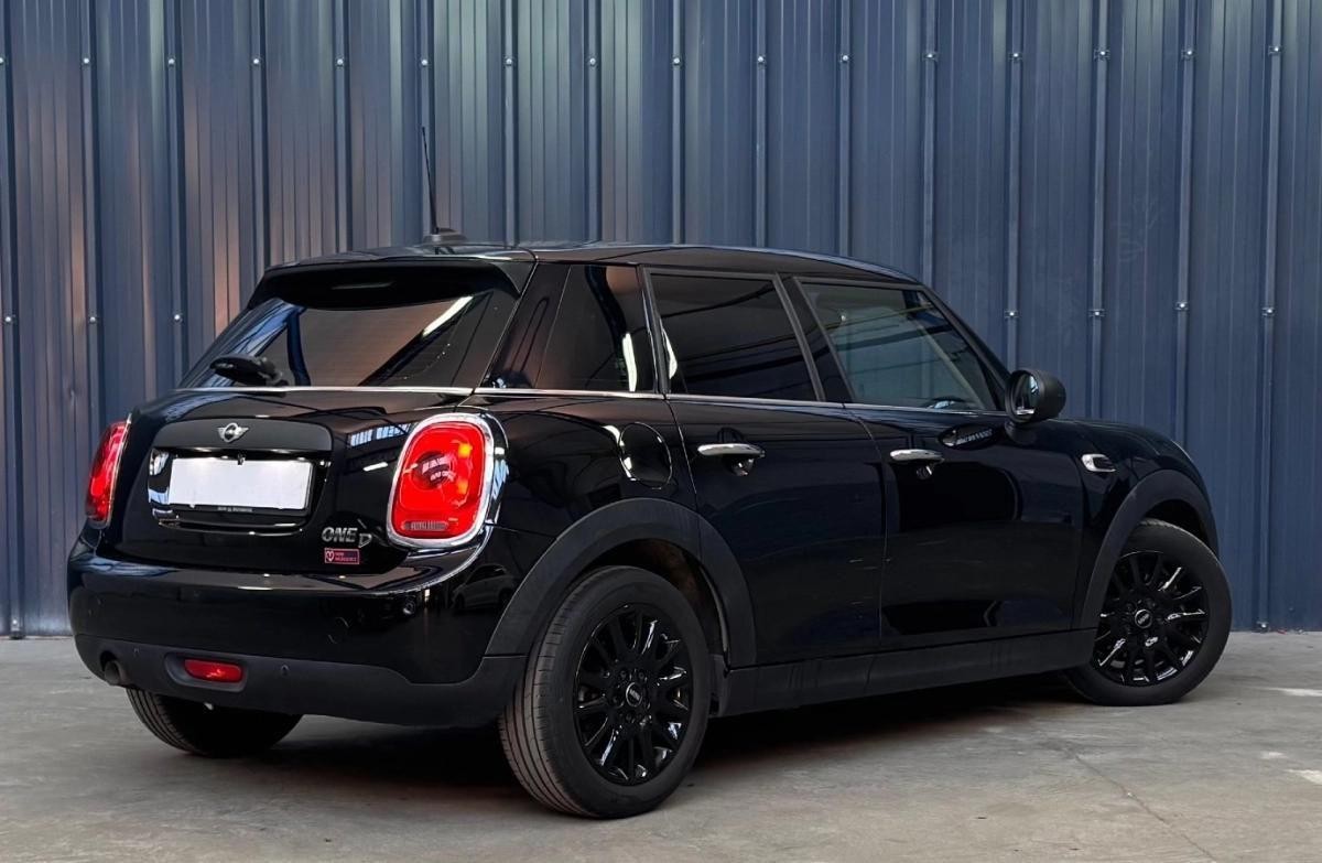 Mini Mini 1.5 D 95 ONE 5P - Garantie 1 An - Parfait état - Bluetooth - Clim - Radar AR – photo 3