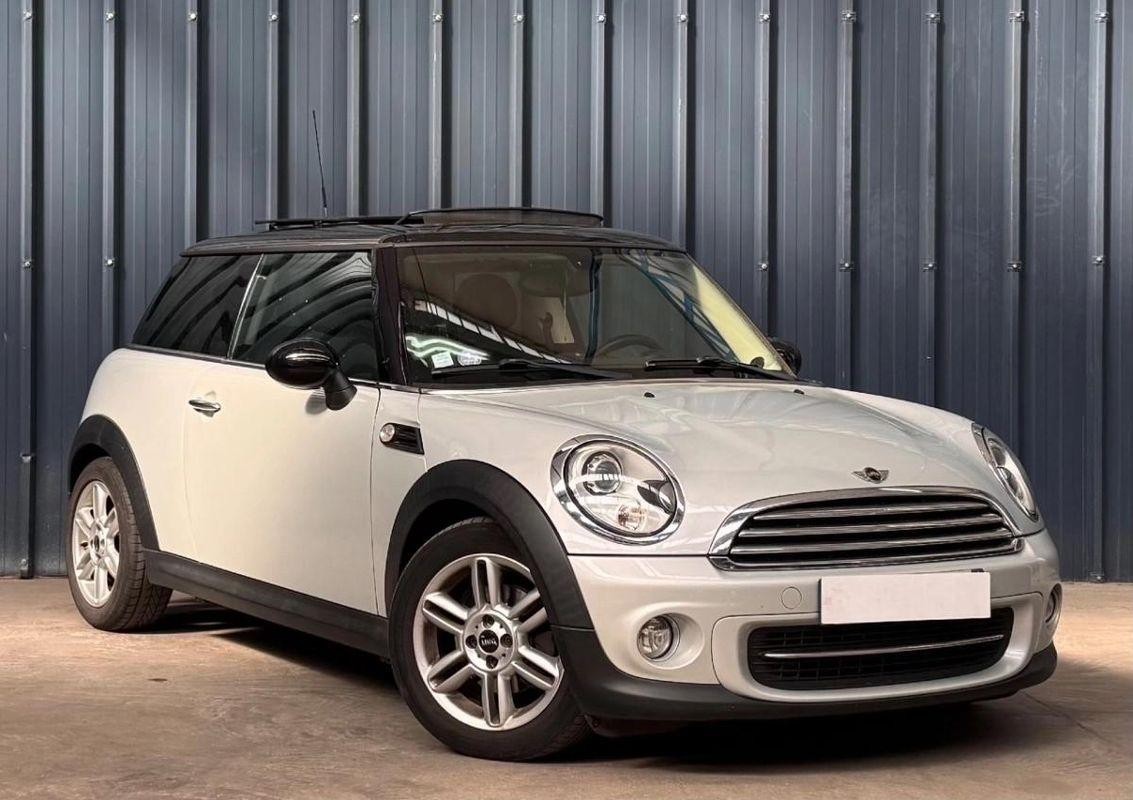 Mini Mini 1.6 120 COOPER BVA - Garantie 1 An - Toit Ouvrant - Parfait État - Suivi Complet – photo 2