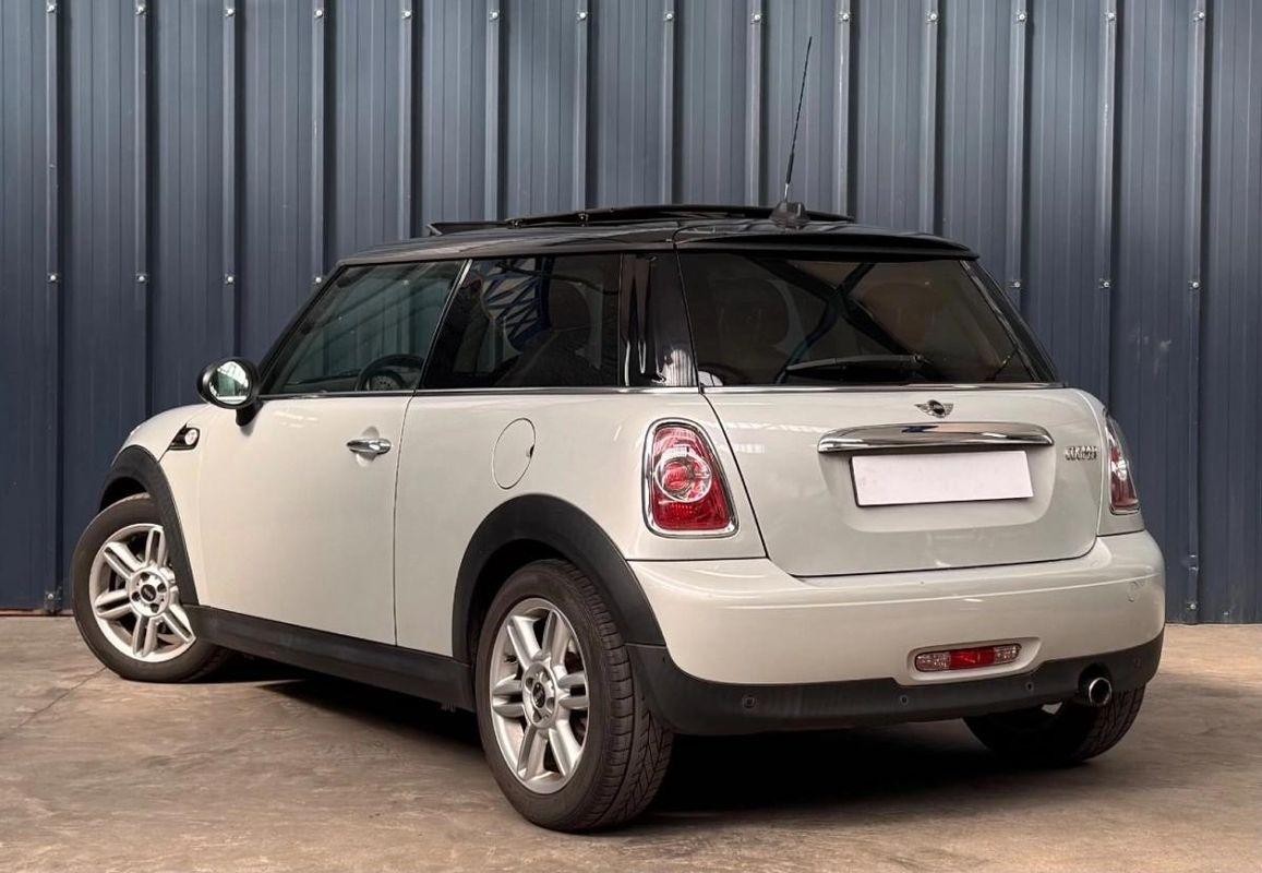 Mini Mini 1.6 120 COOPER BVA - Garantie 1 An - Toit Ouvrant - Parfait État - Suivi Complet – photo 4