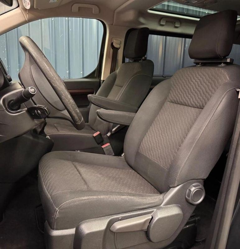 Toyota Pro Ace Verso 2.0 D4D 150 LONG - Garantie 2 Ans - Parfait État - Suivi Complet – photo 6