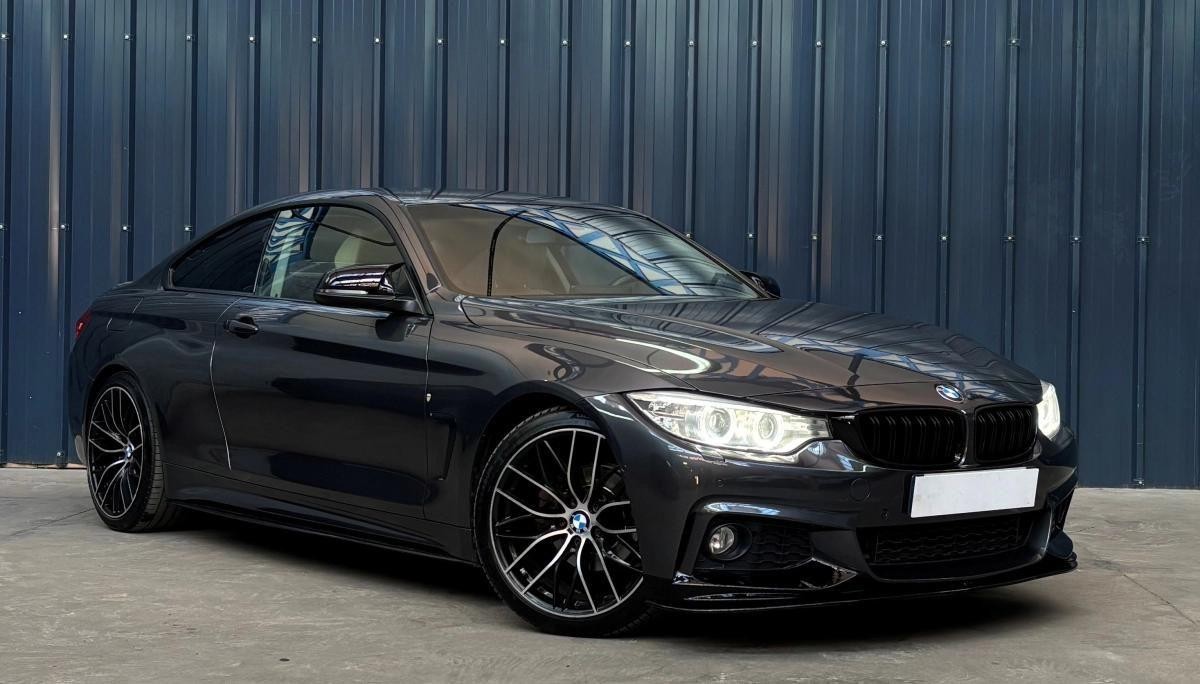 Bmw Serie 4 COUPE 2.0 420 I 185 M-SPORT BVA - Garantie 1 An - Superbe ETAT - Caméra de recul - GPS