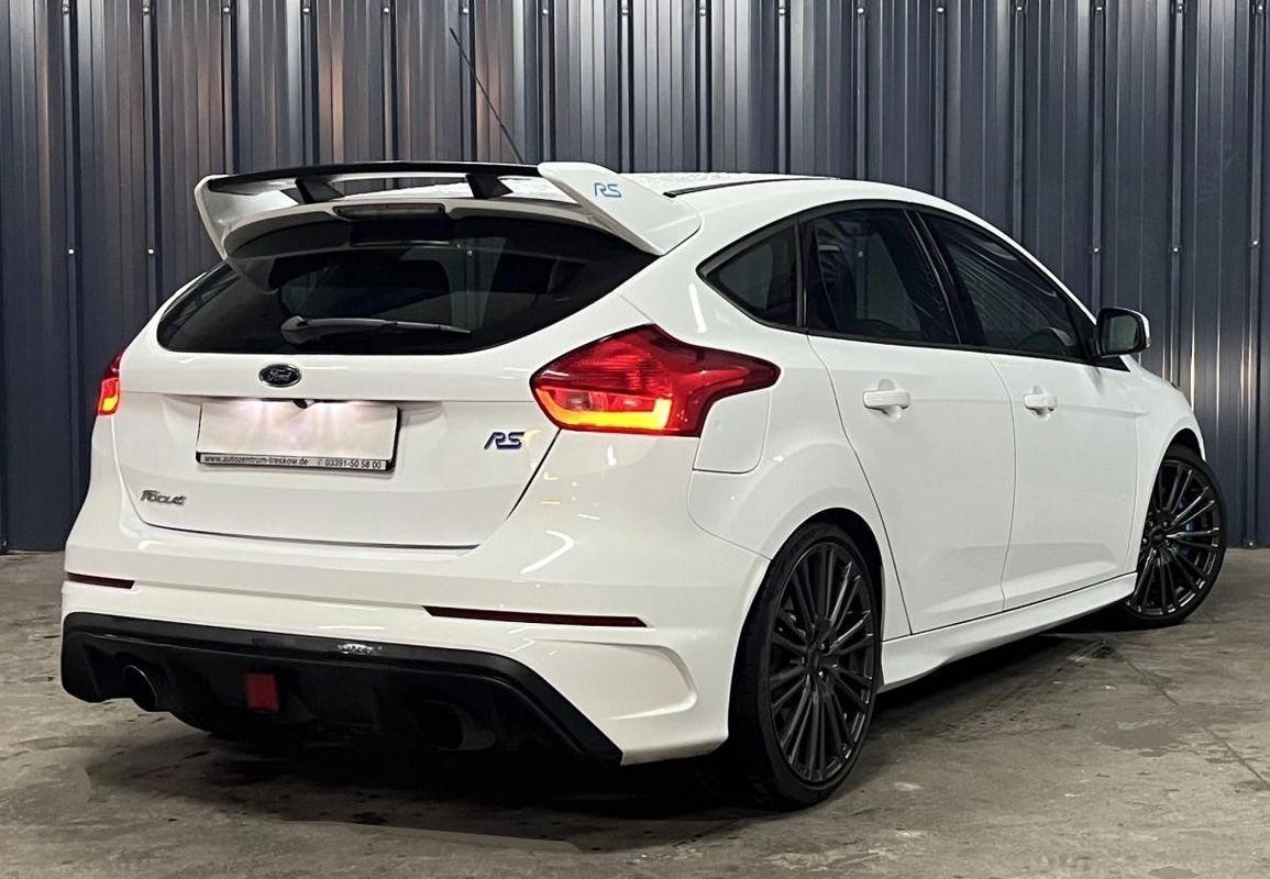 Ford Focus 2.3 350ch RS 4X4 - Garantie 1 An -Sellerie RECARO-Son Sony -Caméra de recul- Parfait ETAT – photo 2