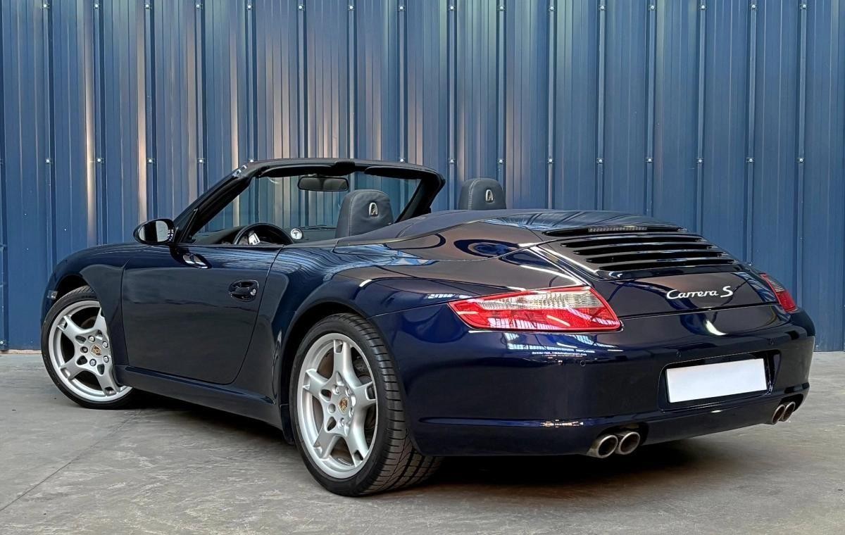 Porsche 911 CABRIOLET 997 3.8 355 CARRERA 4S TIPTRONIC-S BVA - Garantie 1 An - Suivi complet - – photo 2