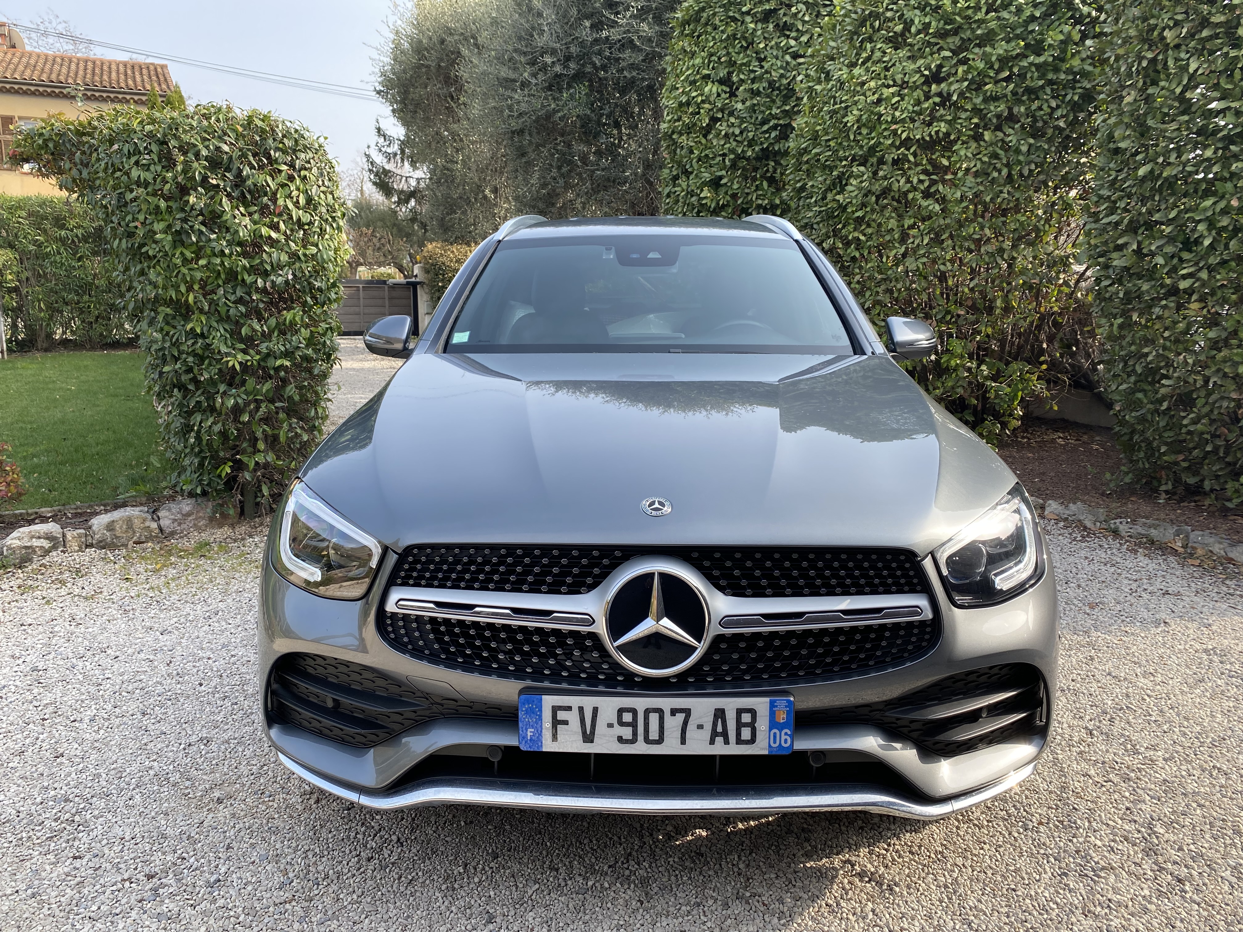 Mercedes-Benz Glc 220d AMG Line – photo 3
