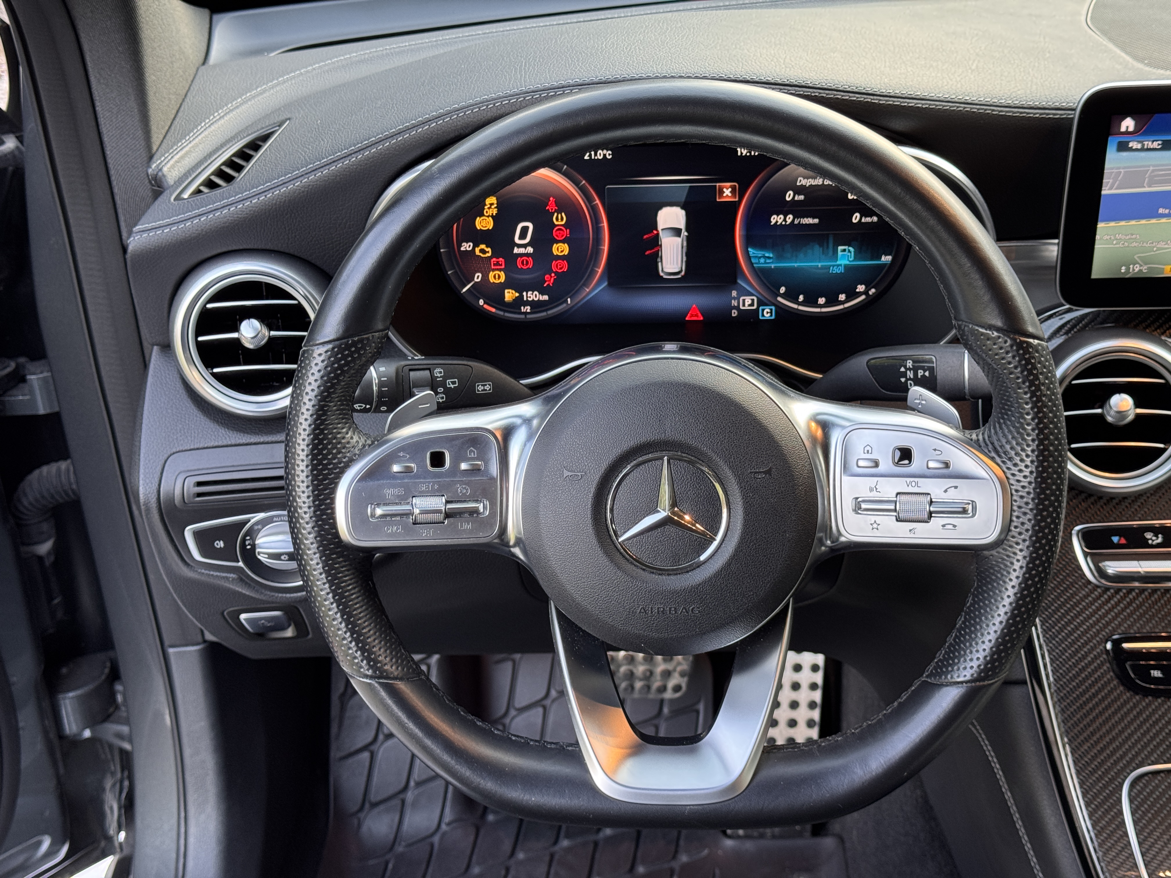 Mercedes-Benz Glc 220d AMG Line – photo 9