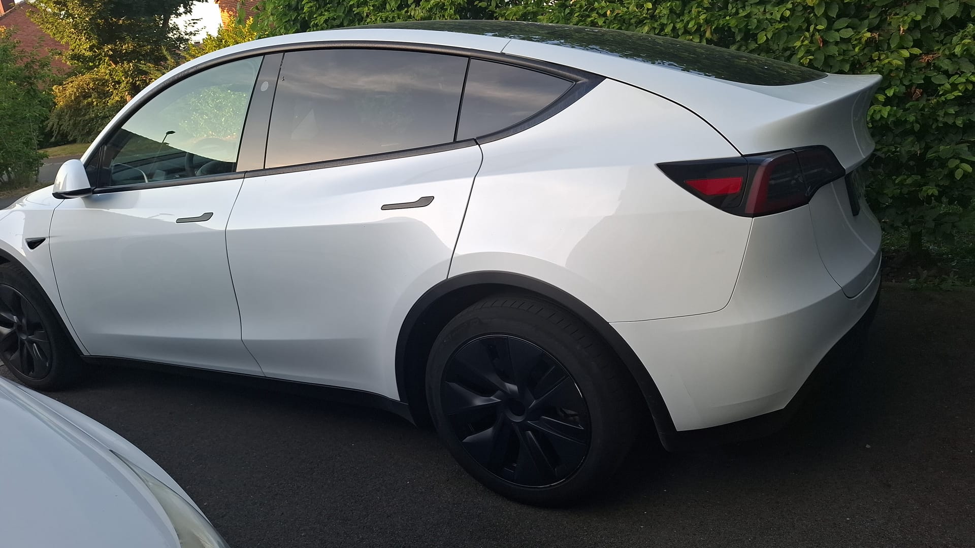 Tesla Model Y  – photo 6