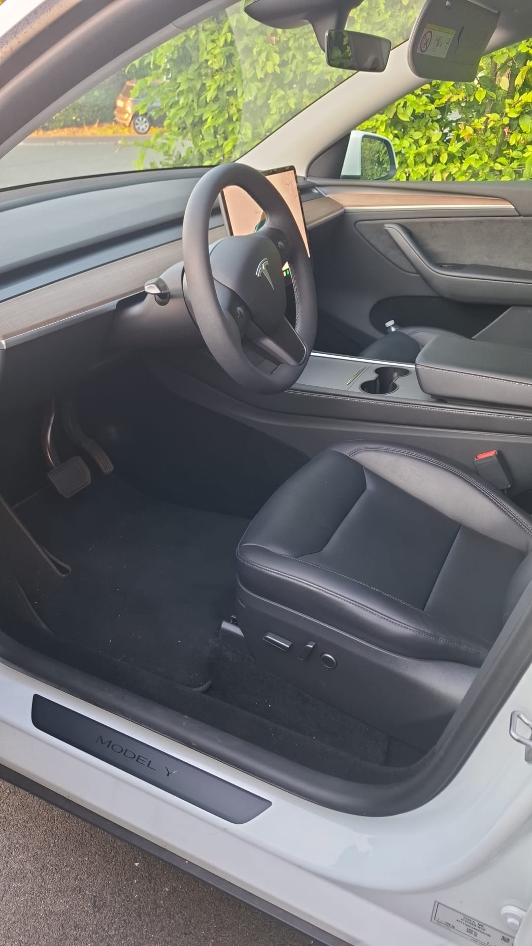 Tesla Model Y  – photo 8