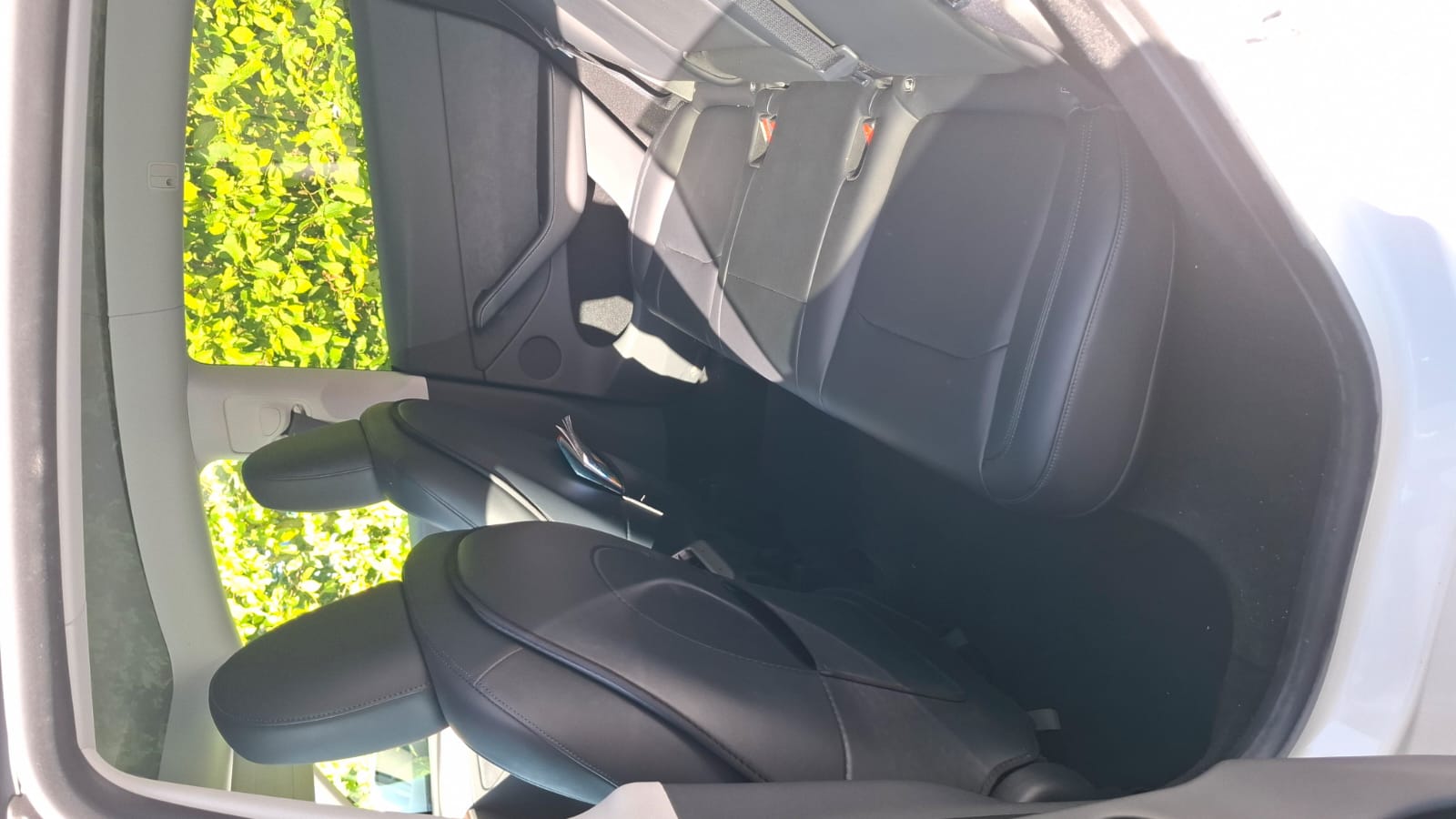 Tesla Model Y  – photo 11