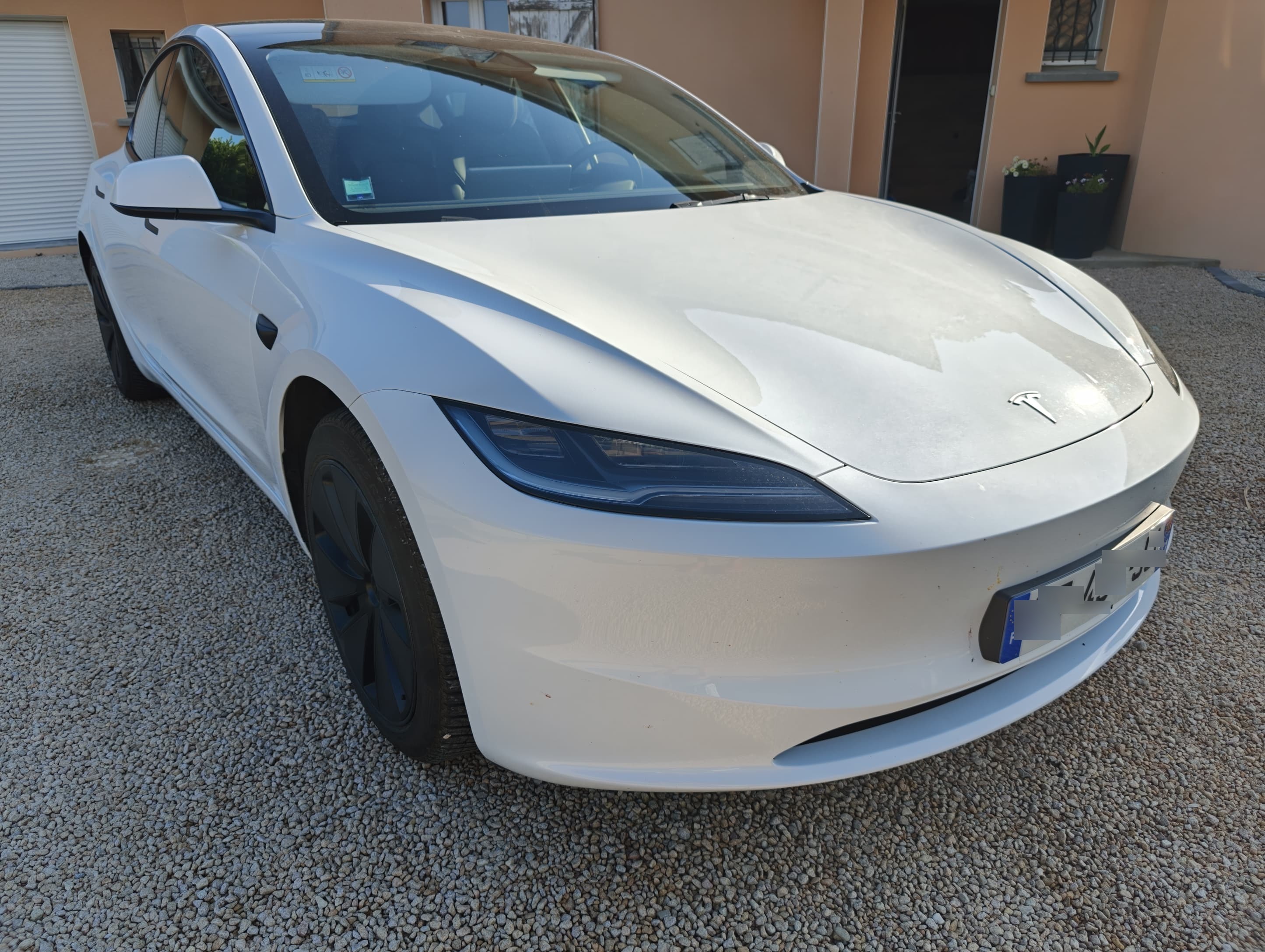 Tesla Model 3 Highland – photo 2