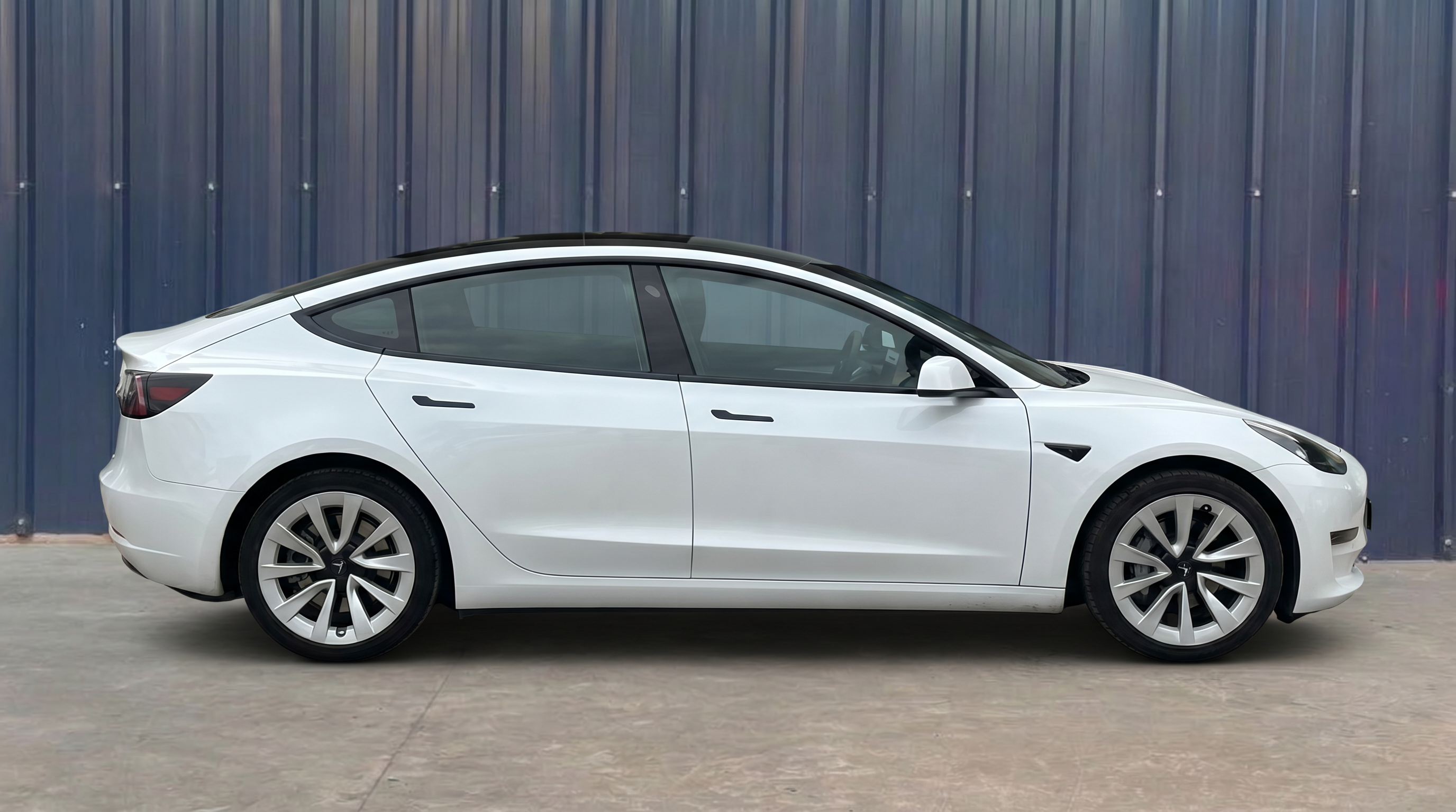 Tesla Model 3 highland – photo 3