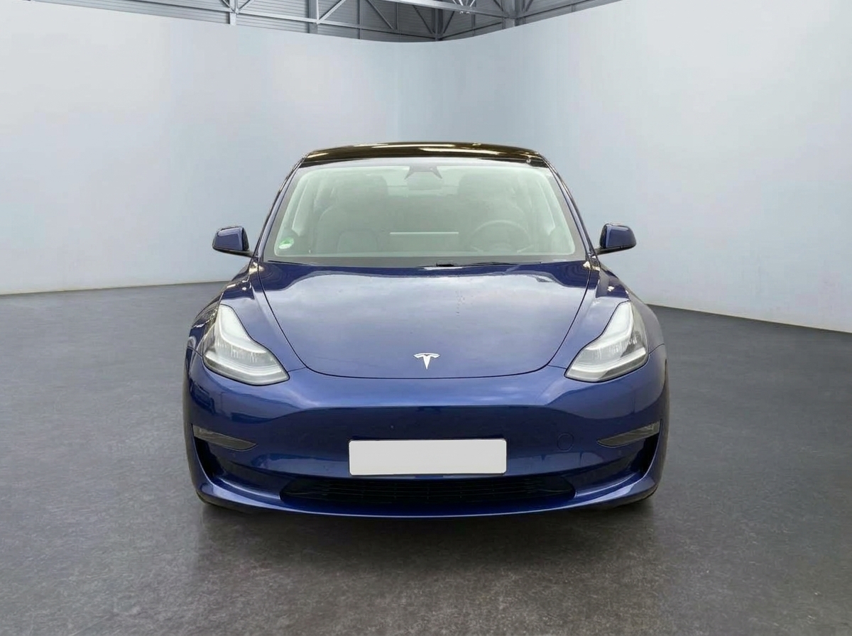 TESLA Model 3 RWD – photo 4