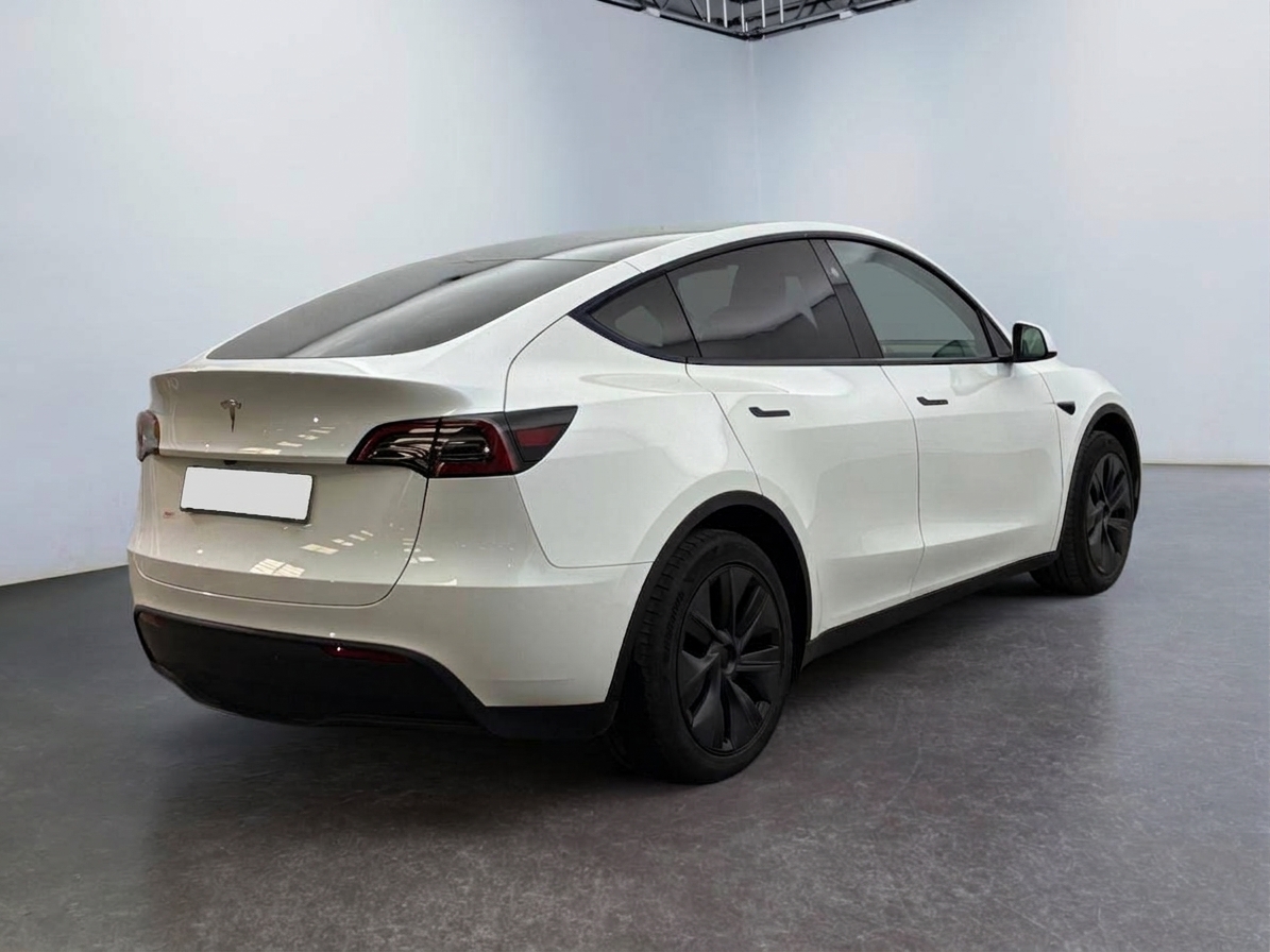 TESLA MODEL Y LONG RANGE RWD – photo 6
