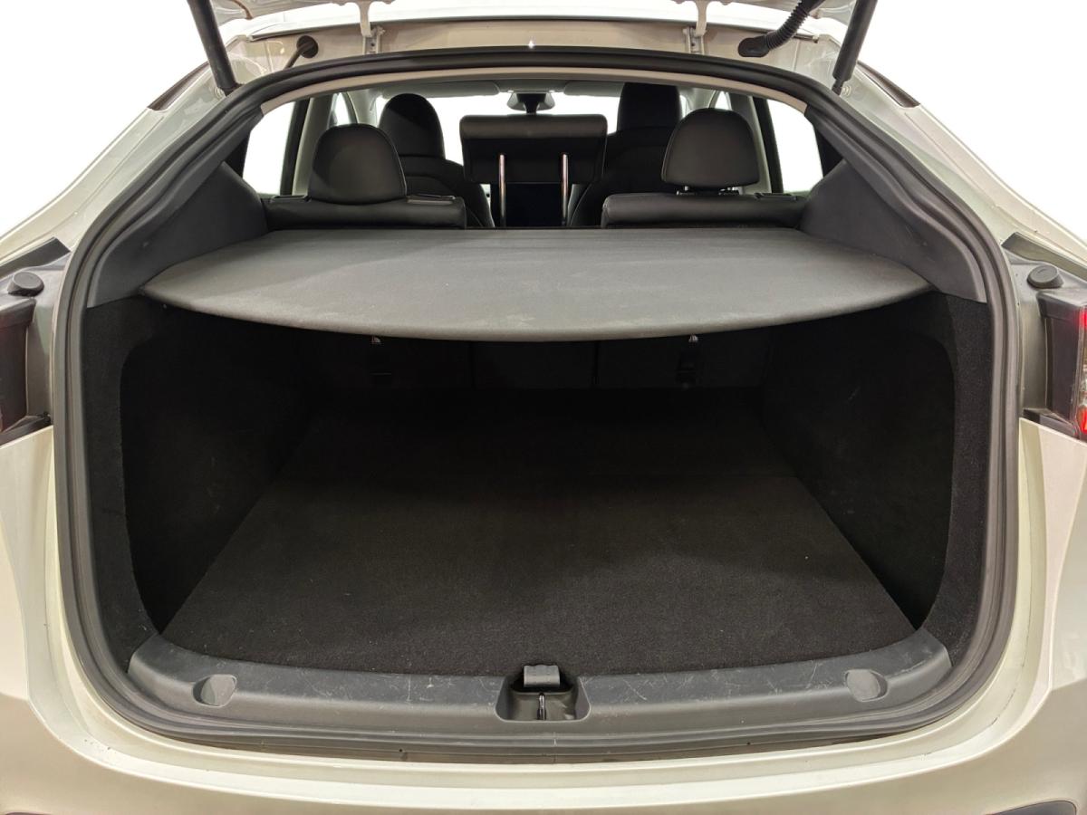TESLA MODEL Y LONG RANGE RWD – photo 15