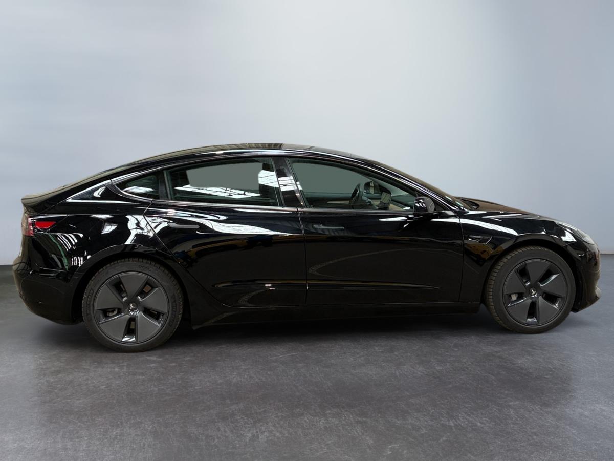 TESLA MODEL 3 Standard Range Plus RWD – photo 8